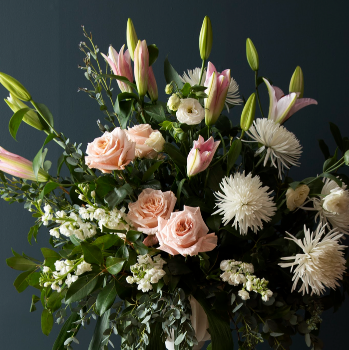 The Language of Sympathy: A Guide to Funeral Flowers